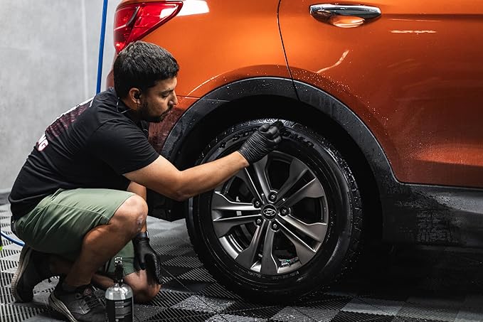 Tire Shine - Silicone-Based Formula Creates Lasting Showroom Shine on Rubber Tires and Trim; Ready-to-Use Formula - 32 oz