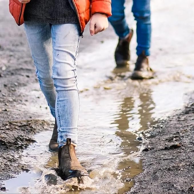 Blundstone Waterproofing Spray for Boots and Shoes – Protective Barrier for Rain, Snow, and Stains – Waterproof Weather Repellent Treatment for Leather Footwear, Suede, Nubuck, and Fabric, 150ml