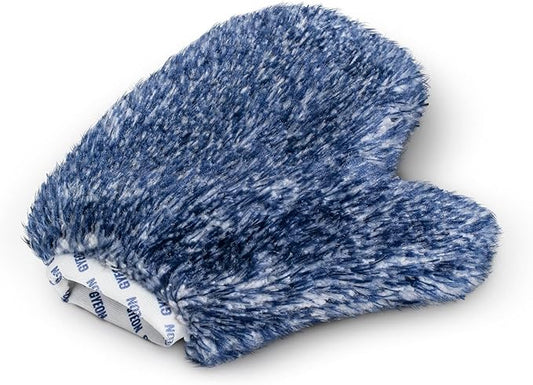 Gyeon Wheel Mitt Evo Ergonomic Microfiber Wheel Cleaning mitt for Safe Scratch‑Free Rim Detailing with Twist‑Loop fibers Superior Dirt Pickup and Glide for Tight Spokes and Sensitive finishes