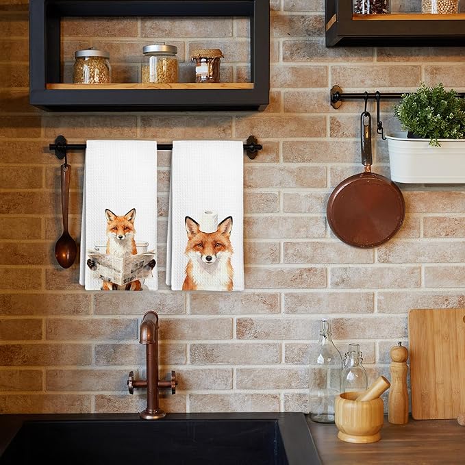 Funny Fox Hand Towels for Bathroom Washroom, Fox Lovers Gifts Themed Decorative Hand Towels Set of 2, Rustic Wild Animals Foxes Dish Tea Towels for Kitchen Farmhouse Decor, 16x24