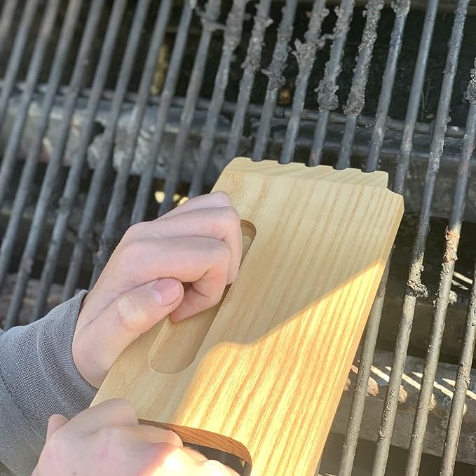 Outset Grill Cleaning, Wood Grill Scraper, 10" Bamboo BBQ Cleaner