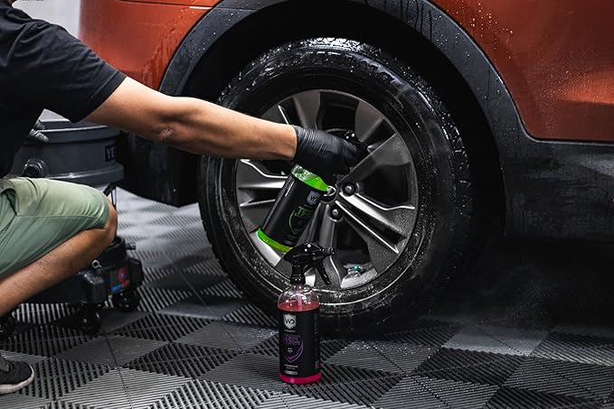 Tire Cleaner - Safely Removes Brake Dust, Dirt, and Debris from Tires, Rubber Floor Mats and Rubber Surfaces; No Sticky or Slippery Residue; Ready-To-Use Formula - 128 oz