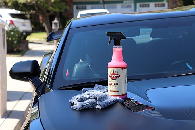 GOLDEN SHINE Quick Shine Instant Detail Spray, 32 Ounce Bottle Cleans and Shines Your Vehicle 10032
