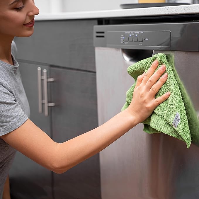 Nano Towels - The Amazing Eco Cloth that Cleans Virtually Any Surface with Only Water. No More Paper Towels Or Toxic Chemicals. 4-Pack (14x14, Lavender)