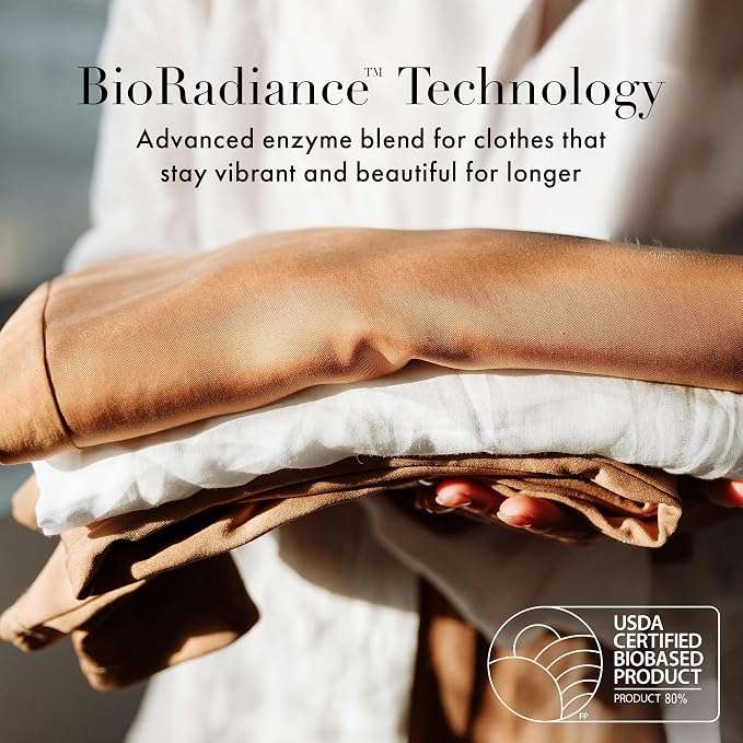 The Laundress Soft Focus Luxury Laundry Detergent, Long-Lasting White Santal Fragrance up to 7 Days of Scent, BioRadiance Enzyme Technology, Keep Clothes Vibrant for Longer, USDA Biobased, 15 Loads