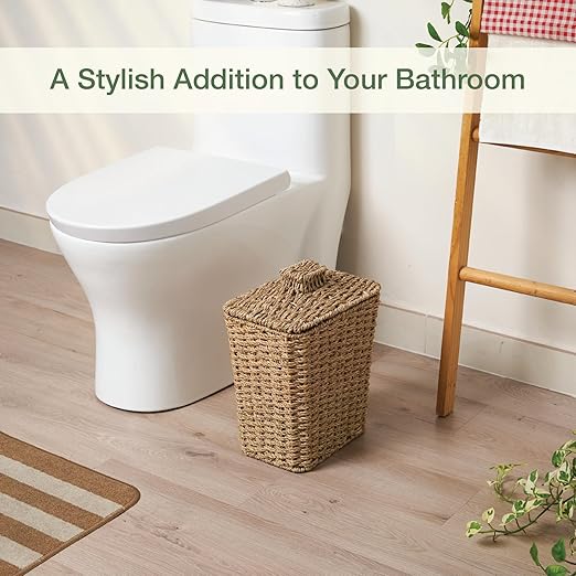 84ECO Wicker Trash Can with Lid and Liner - Rattan Trash Can for Bathroom - Decorative Wicker Waste Basket for Bedroom, Kitchen and Office (Natural Seagrass)