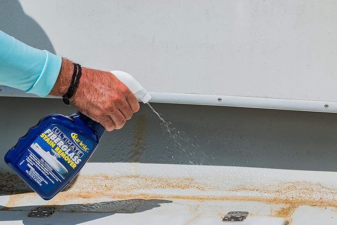 STAR BRITE Ultimate Fiberglass Stain Remover - Easy-to-Use Marine Grade Solution to Eliminate Tough Rust, Leaf & Waterline Stains for Boats and More - Maximum Cleaning Power Gel Spray