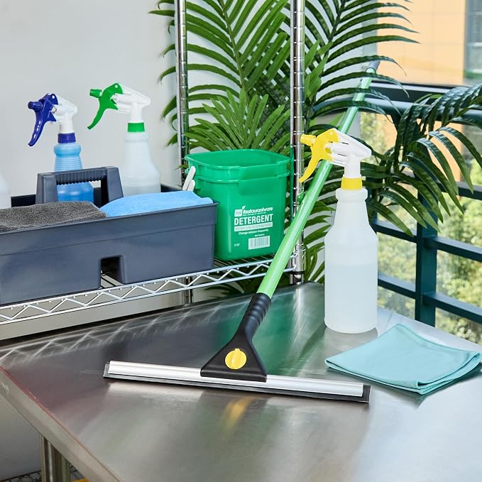 Restaurantware-Clean Tek Professional 13.78 Inch Window Squeegee, 1 Window Cleaning Squeegee with Rubber Blade - All-Purpose, for Mirror Or Glass Door, Black Plastic Wiper with Aluminum Frame