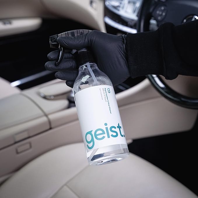 Geist. Rapid Cleaner for Leather and Vinyl (Cleaner + Brush + Cloth)
