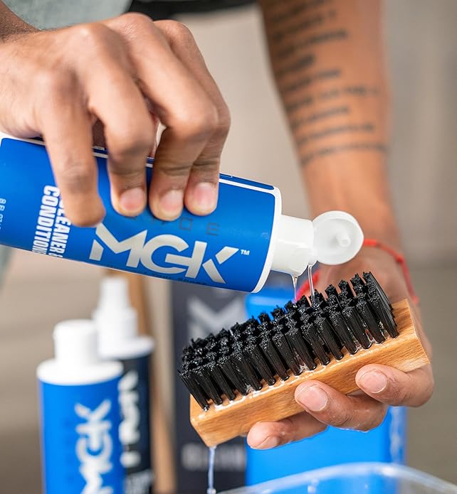 Shoe MGK Deluxe Shoe Brush Set with XL Cleaner and Conditioner for Clean, Fresh Shoes
