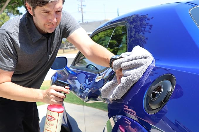 GOLDEN SHINE Quick Shine Instant Detail Spray, 32 Ounce Bottle Cleans and Shines Your Vehicle 10032