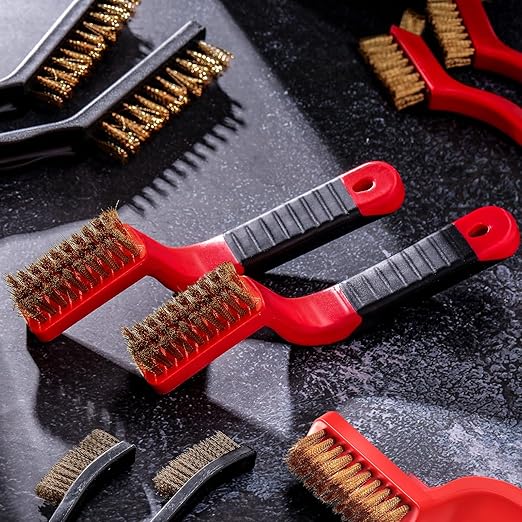 Sumind 30 Pcs Wire Cleaning Brush Set Nylon/ Stainless Steel/ Brass Metal Brush with Curved Handle Grip Paint Remover for Cleaning Rust Grout Cleaner (Brass)