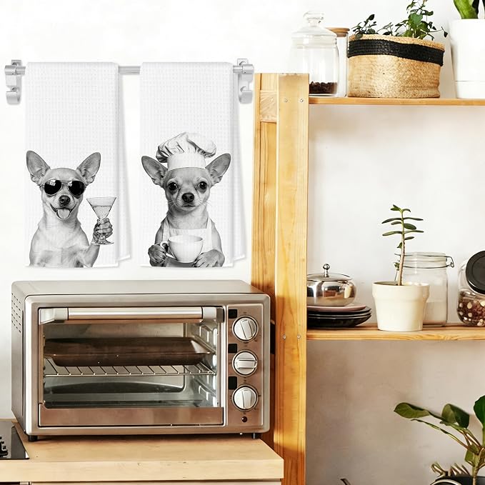 Funny Chihuahua Kitchen Towels Set of 2, Dog Kitchen Bar Accessories, Dog Chef Gifts for Women Decorative Hand Towels for Kitchen Decor, Chihuahua Lovers Dish Tea Towel, 16x24 Inch
