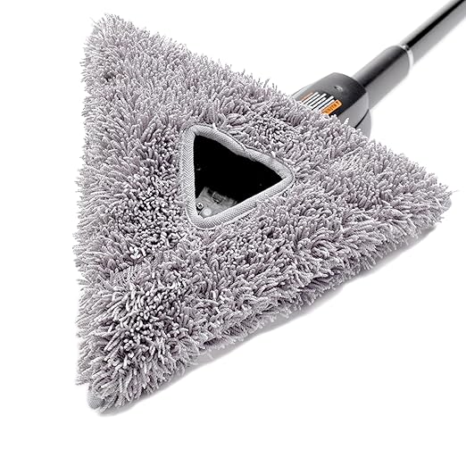 Unger Commercial Stingray® Refillable Microfiber Cleaning Kit, 10-Foot Reach – Indoor Glass and Surface Cleaning System with Enclosed Spray Nozzle and Microfiber Pads SRKB4