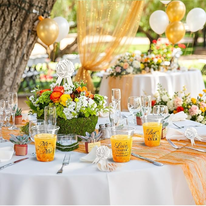 100 Pcs Wedding Plastic Cups 12 oz Mr and Mrs Disposable Cups Wedding Reception Drinking Cups for Bridal Shower Engagement Bachelorette Party Anniversary Decor