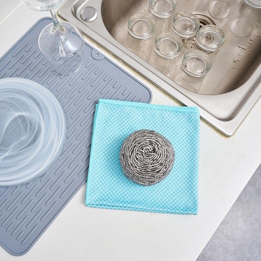 Restaurantware Stainless Steel Scrubber 100 Pack 3.543 x 3.543 x 2.362 Inches Heavy-Duty Metal Cleaning Pad Rust-Resistant Kitchen Scouring Tool for Tough Cleaning Silver