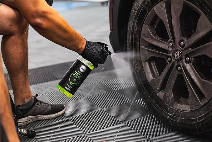 Tire Cleaner - Safely Removes Brake Dust, Dirt, and Debris from Tires, Rubber Floor Mats and Rubber Surfaces; No Sticky or Slippery Residue; Ready-To-Use Formula - 128 oz