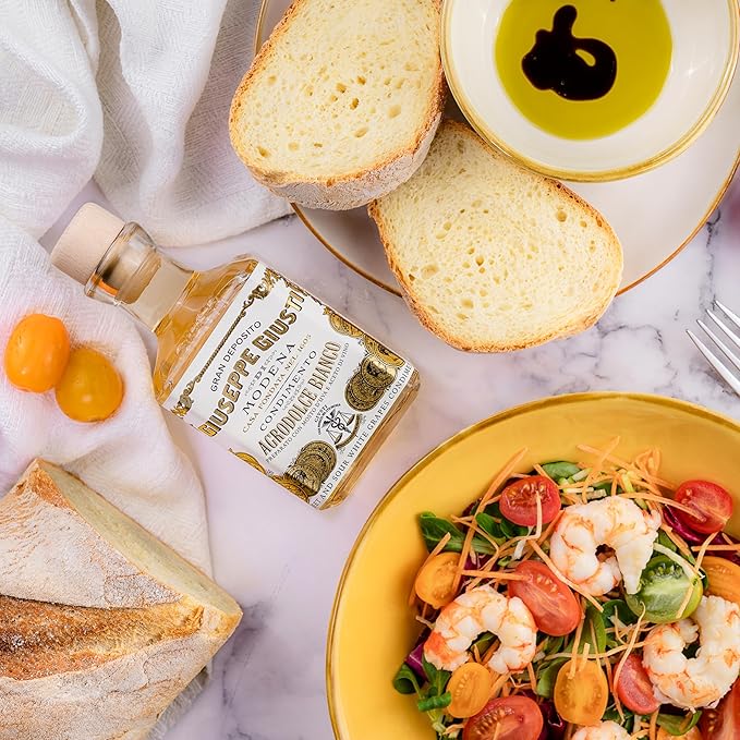 Giusti White Balsamic Vinegar Dressing – Condiment for Cooking and Finishing Dishes Such as Salads, Vegetables, or Fish. Made in Italy with Balsamic Vinegar of Modena – 8.45 fl oz (250 ml) - Pack of 1