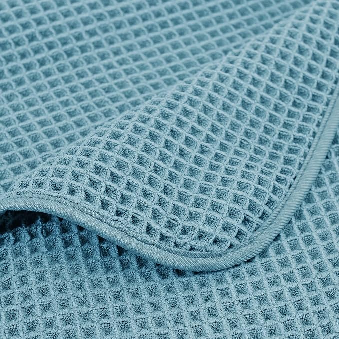 POLYTE 430 GSM Microfiber Oversize Quick Dry Lint Free Bath Towel, 60 x 30 in, 4 Pack (Waffle Weave)