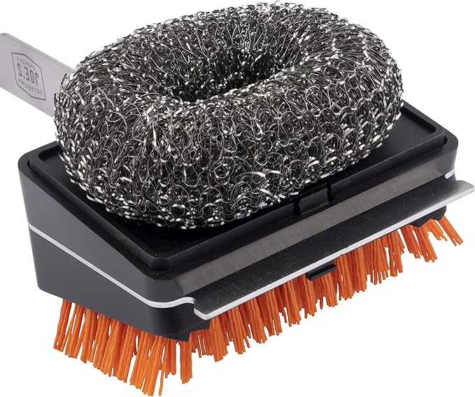 Oklahoma Joe's Blacksmith Combo Grill Brush with Replaceable Nylon and Steel Wool Heads - 1517365R06