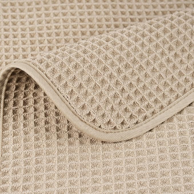 POLYTE 430 GSM Microfiber Oversize Quick Dry Lint Free Bath Towel, 60 x 30 in, 4 Pack (Waffle Weave)