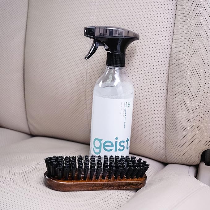 Geist. Rapid Leather & Vinyl Cleaner | For car interiors, sofas, furniture, bags, shoes and more | Plant & Algae based detergents | 100% soap & solvent free | 500 ml / 16.75 fl.oz